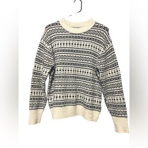 American Eagle Outfitters Black and Cream Patterned Sweater